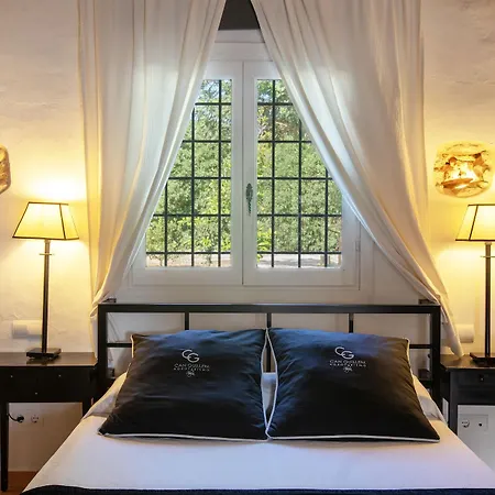 Guillem Farm stay *